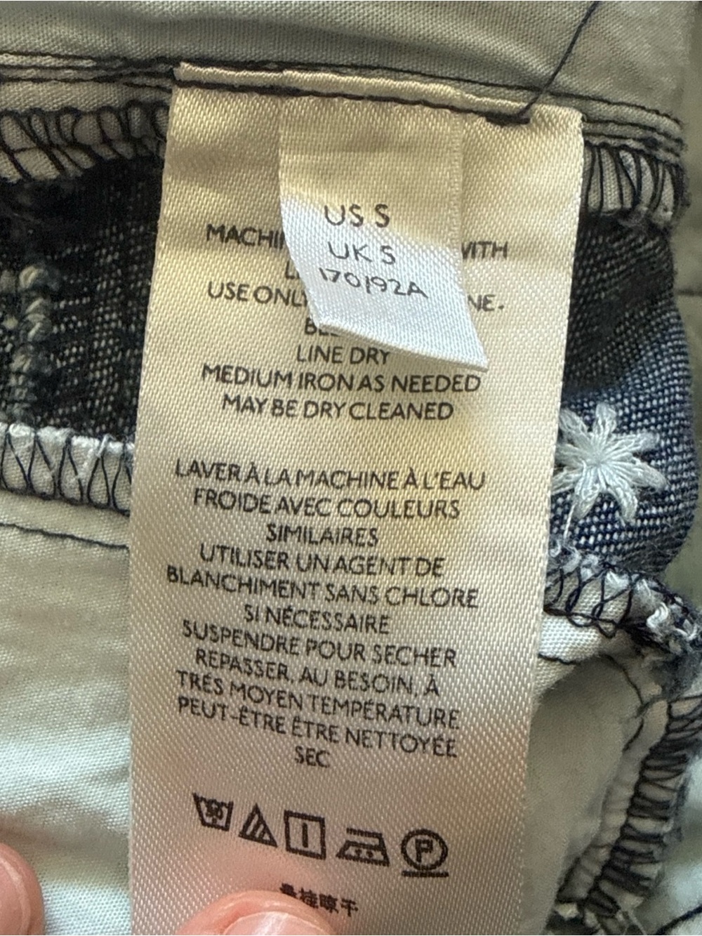Pilcro Anthropologie Embroidered Patchwork Denim Skirt Boho Cottagecore Size S - Picture 5 of 5